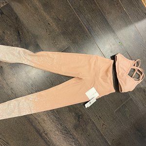 Beyond Yoga Top and Bottom (only bottom is brand new with a tag on)